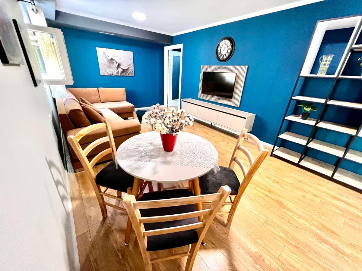 Genta Apartment "21 Dhjetori" 地拉那 外观 照片